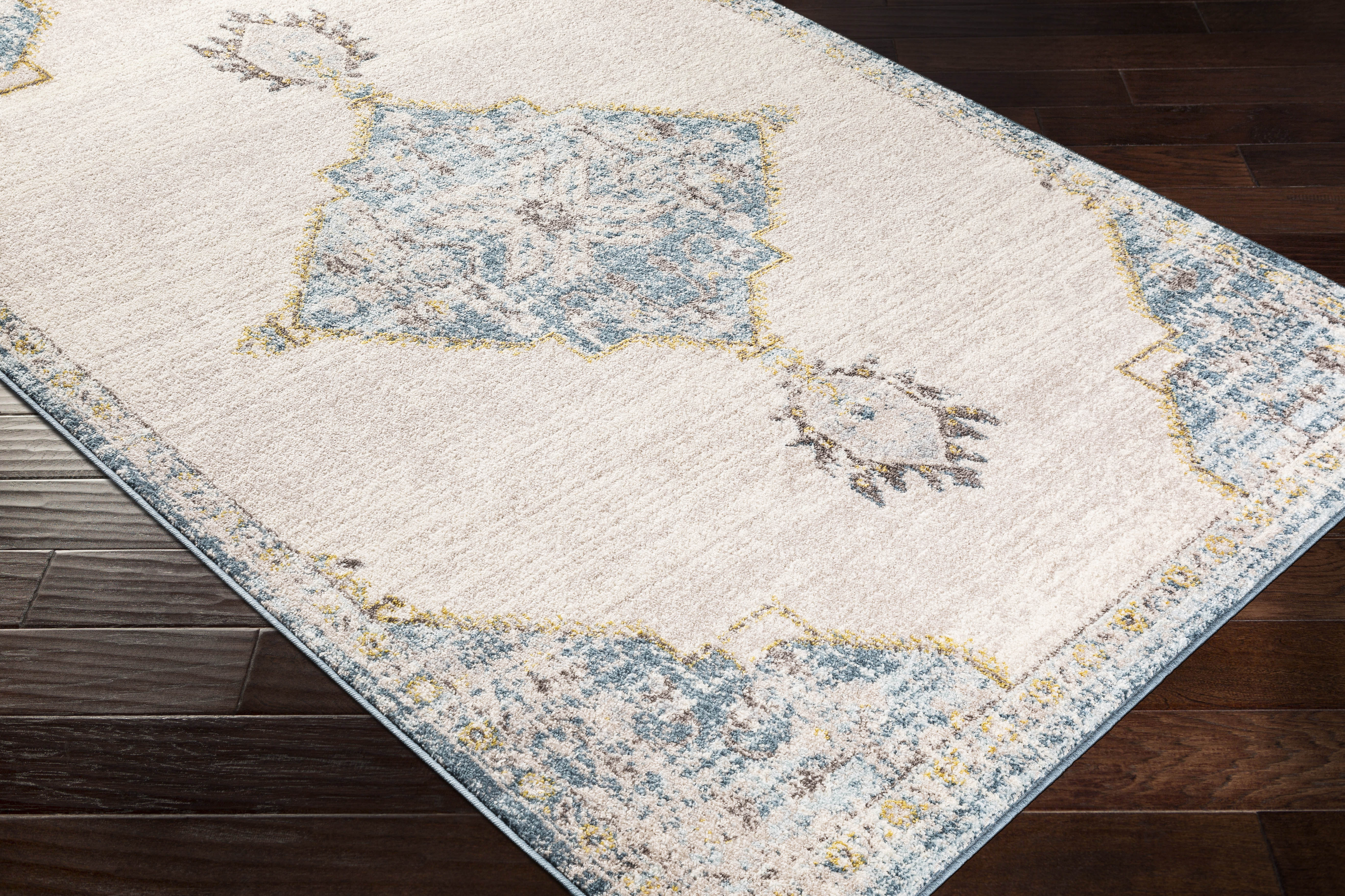 Alrden Traditional Area Rug
