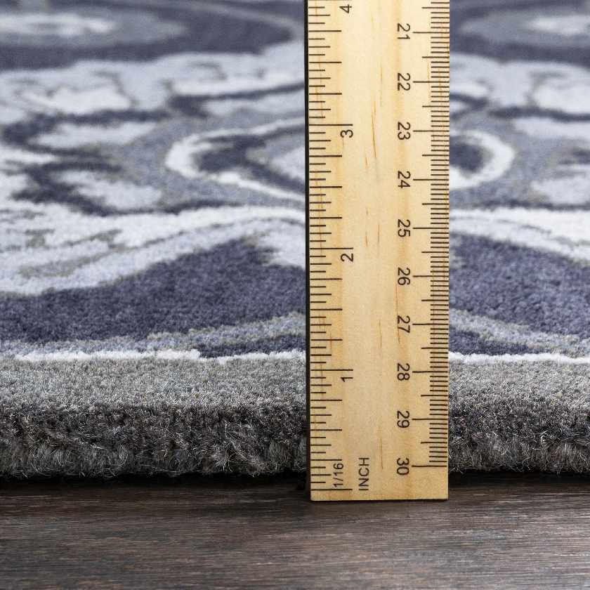 Meathur Traditional Area Rug