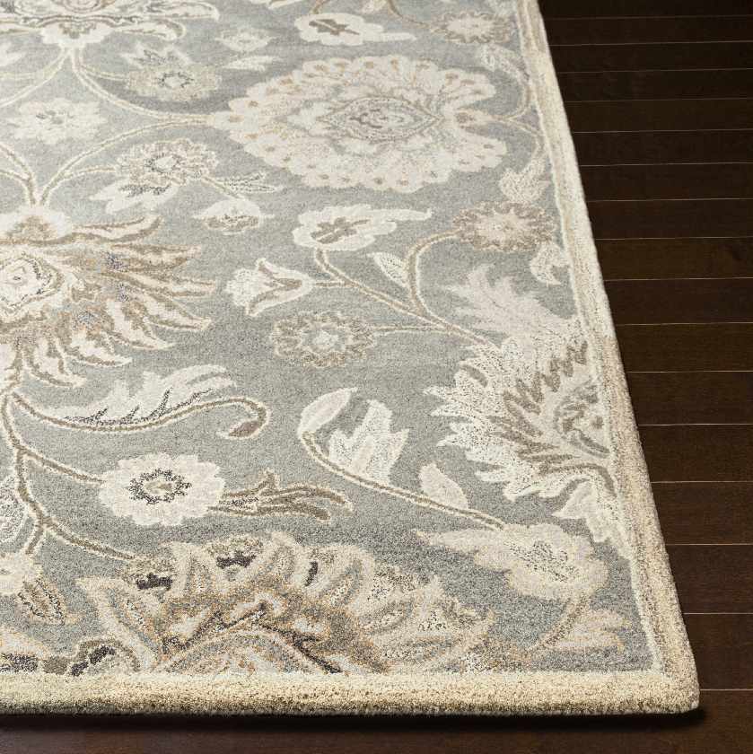 Macbarn Traditional Area Rug