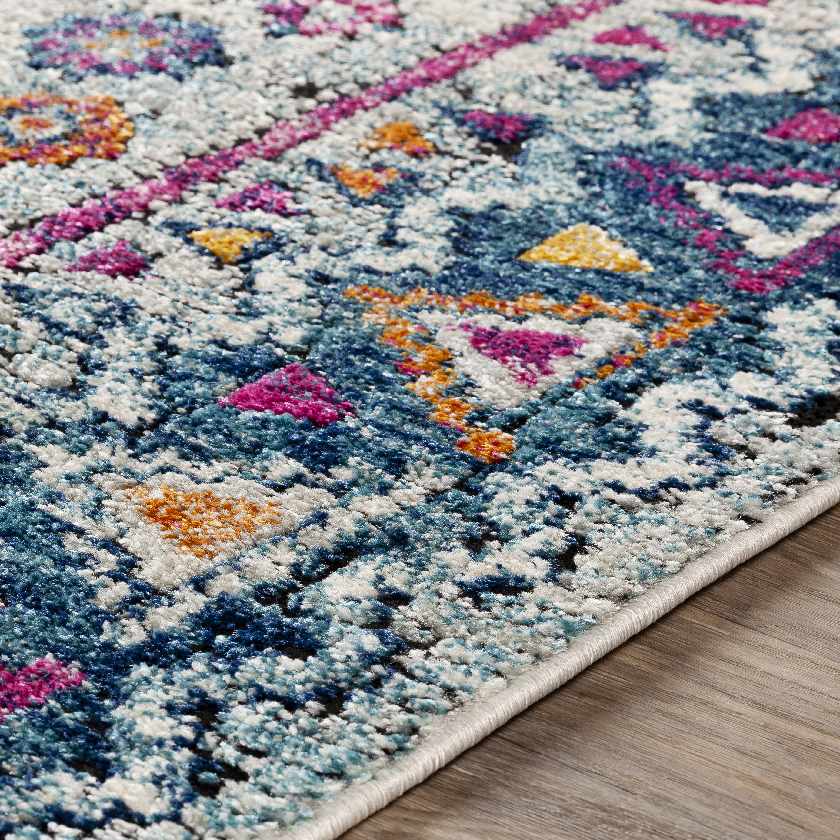 Puelderrna Updated Traditional Area Rug