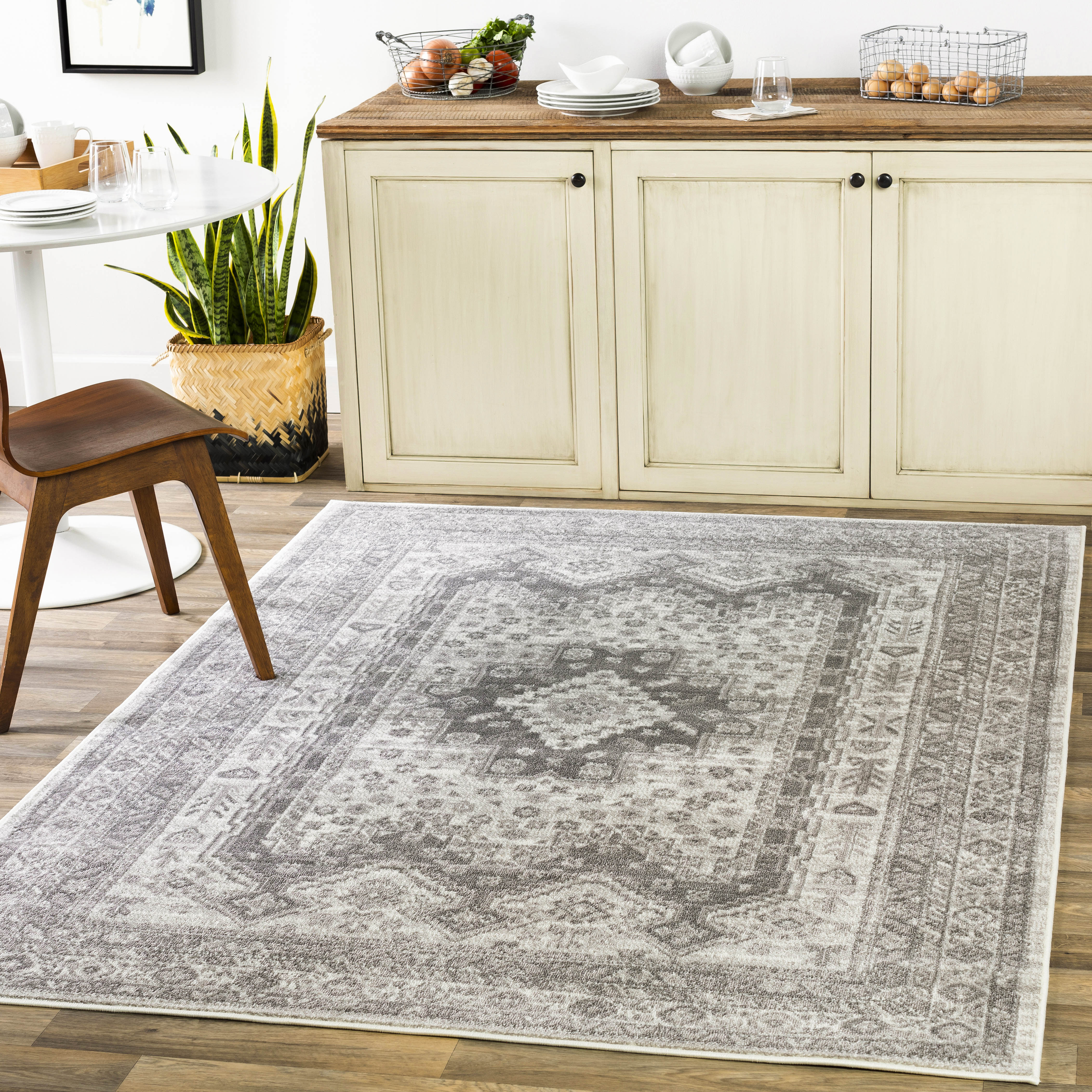 Dgarlac Transitional Area Rug